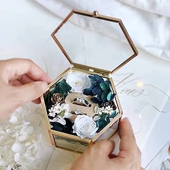 * vintage Jewelry box ✵ * 硝子の ジュエリーボックス Amazon.com: WHSLILR Vintage Glass Jewelry Box - Hexagon Gold